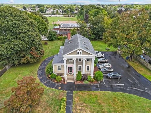 21 Federal St, Warren, RI, 02885-2532 | Card Image
