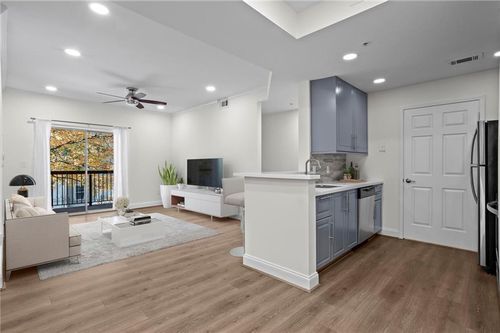 unit-a208-1075 Peachtree Walk Ne, Atlanta, GA, 30309-3988 | Card Image