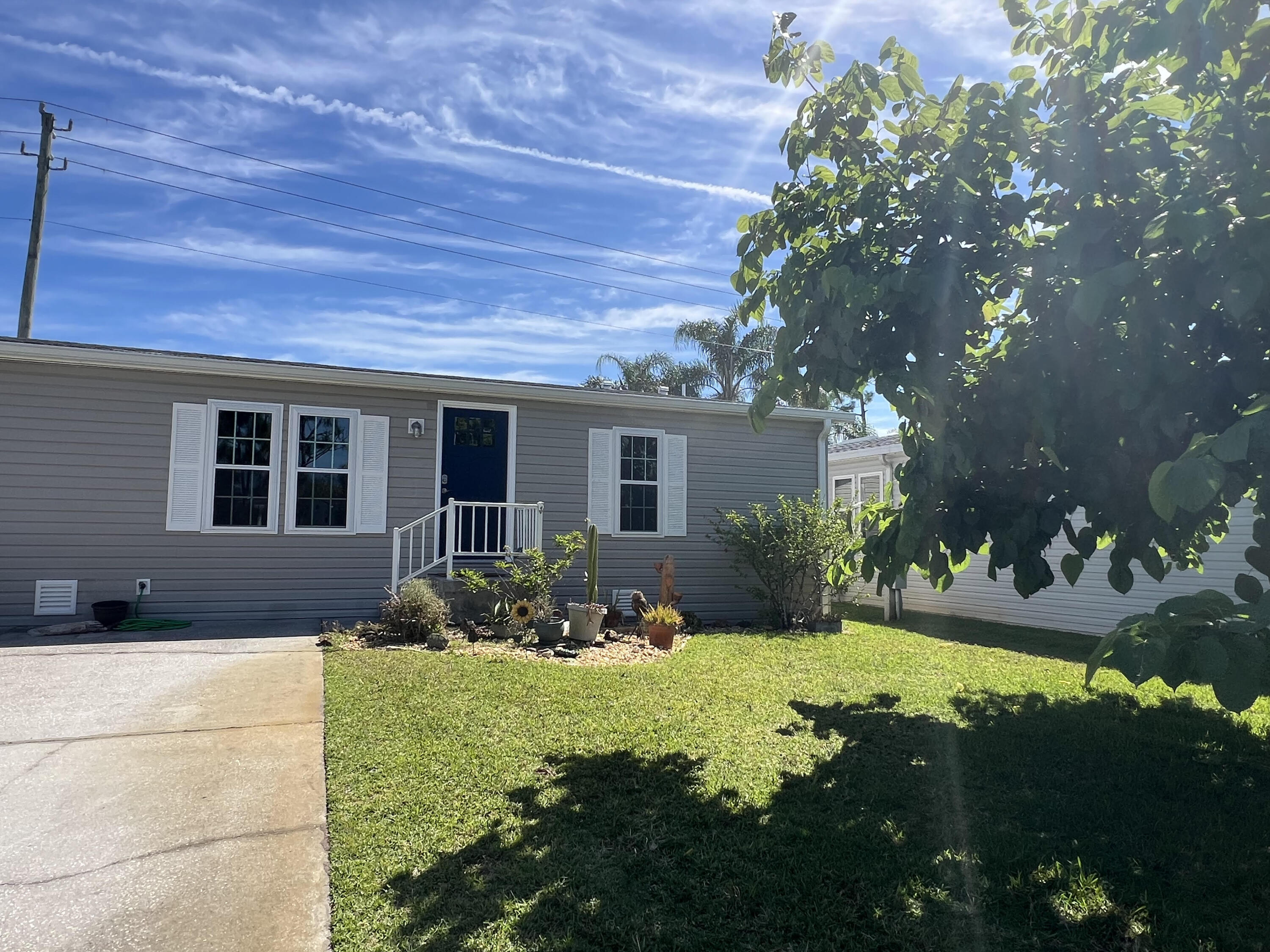Outer Dr, Cocoa, FL 32926