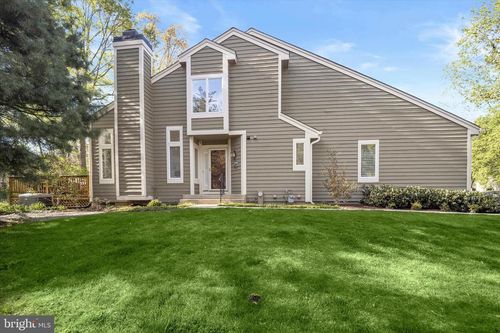 2804 Pennypond Ln N, ANNAPOLIS, MD, 21401-7260 | Card Image