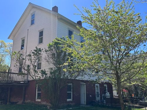 34-32 East Ct, Ware, MA, 01082-1511 | Card Image
