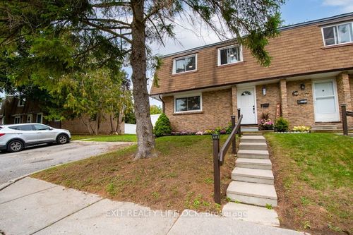 12-740 Chamberlain St, Peterborough, ON, K9J4M3 | Card Image
