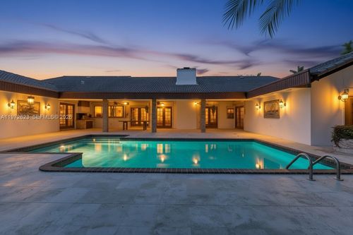 15305 Sw 74th Ct, Palmetto Bay, FL, 33157-2457 | Card Image