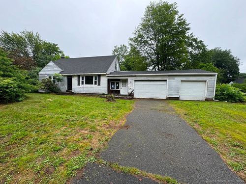 4 Lox Lane, Enfield, CT, 06082 | Card Image