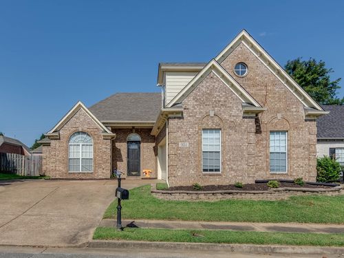 951 Nesting Wood Cir W, Cordova, TN, 38018-0433 | Card Image