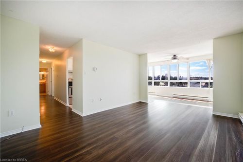 501-65 Highland Crescent, Kitchener, ON, N2M5M8 | Card Image