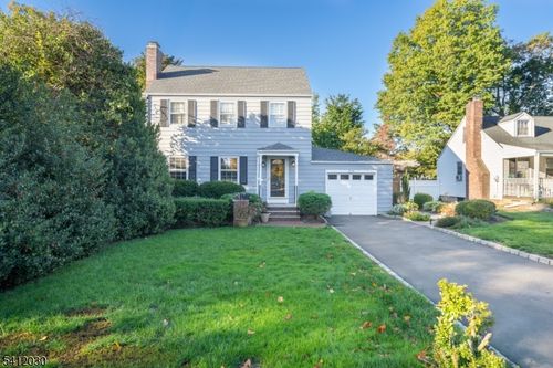 225 Lawrence Ave, North Plainfield, NJ, 07063-1622 | Card Image