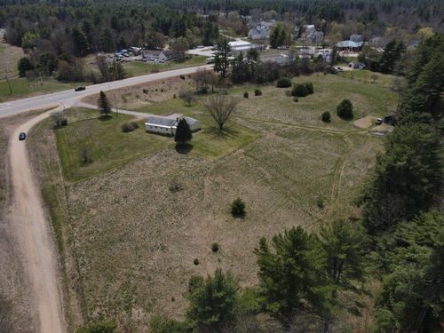 39 Route 129, Loudon, NH, 03307-0814 | Card Image