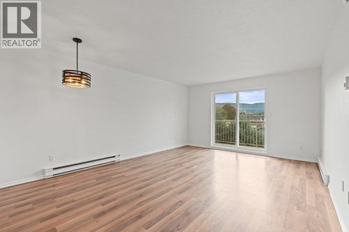 318-3304 35 Ave, Vernon, BC, V1T8M6 | Card Image