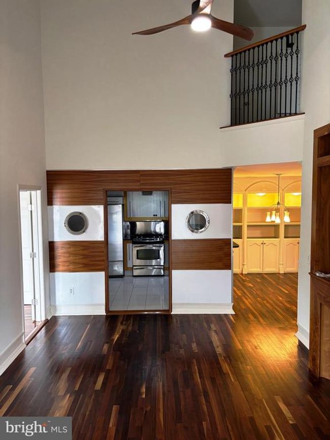 1043 Gardenview Loop, Condo with 3 bedrooms, 3 bathrooms and null parking in WOODBRIDGE VA | Image 9
