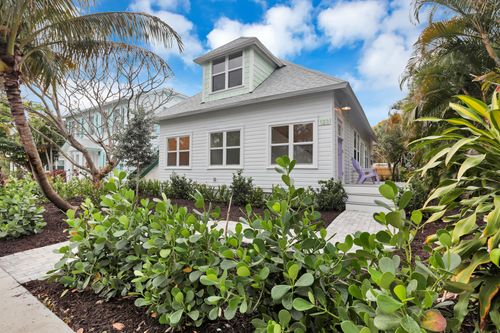 123 S Ocean Breeze, Lake Worth Beach, FL, 33460-4232 | Card Image