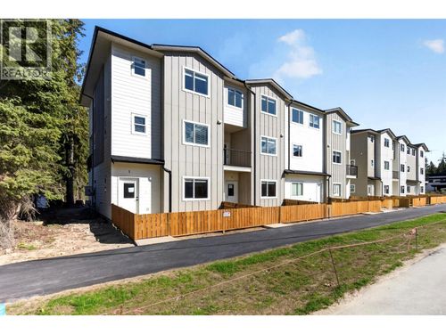 3-222 Temple St, Sicamous, BC, V0E2V1 | Card Image