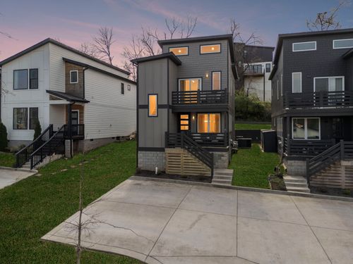 a-3213 Curtis St, Nashville, TN, 37218-2721 | Card Image