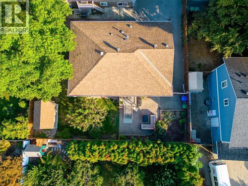 855 Saucier Ave, Kelowna, BC, V1Y6A4 | Card Image