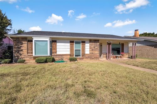 2705 Royalty Dr, Garland, TX, 75044-5535 | Card Image