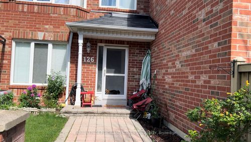 126-18 Clark Ave W, Thornhill, ON, L4J8H1 | Card Image