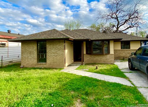 2438 Delgado St, San Antonio, TX, 78228-6422 | Card Image