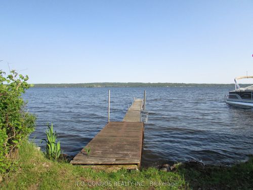 688 N Shore Dr E, Bailieboro, ON, K0L1B0 | Card Image