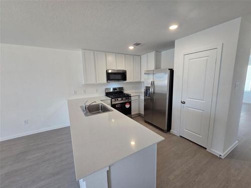 1717 Lofty Cedar Ct, Conroe, TX, 77301-1148 | Card Image