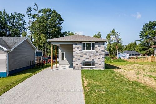 3382 Azcona Ave, Cumberland Beach, ON, L0K1G0 | Card Image