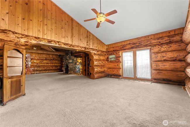 Dining area | Image 18
