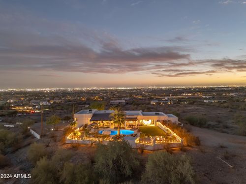 2449 W Sunrise Dr, Phoenix, AZ, 85041-9604 | Card Image