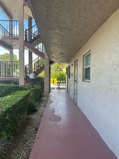 116 - 225 Bonnie Boulevard, Condo with 2 bedrooms, 2 bathrooms and null parking in Palm Springs FL | Image 3