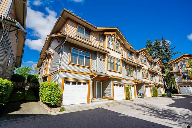 54 - 12036 66 Avenue, Townhouse with 3 bedrooms, 2 bathrooms and 2 parking in Surrey BC | Image 2