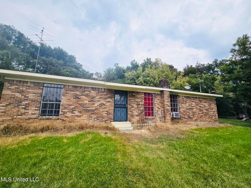 110 Old Tchula St, Lexington, MS, 39095-3108 | Card Image