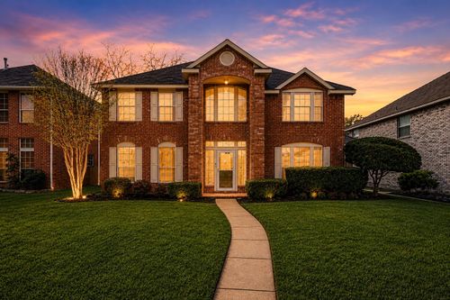 2829 Panorama Dr, Carrollton, TX, 75007-4301 | Card Image