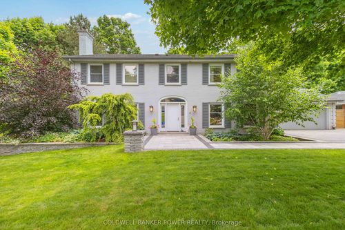 4 Linksgate Rd, London, ON, N6G2A7 | Card Image