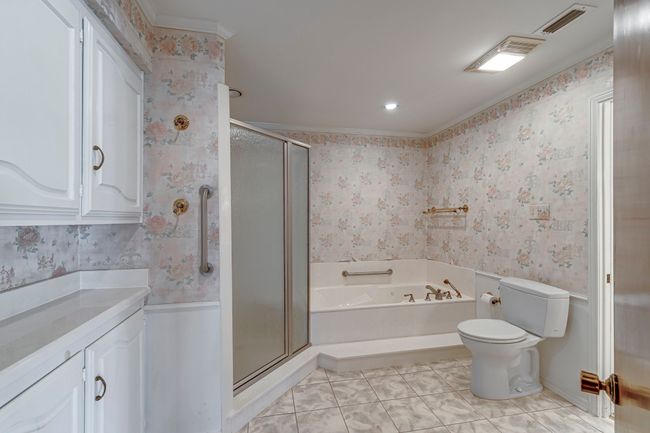 529 N Grand Ave, House other with 4 bedrooms, 3 bathrooms and null parking in Waxahachie TX | Image 18