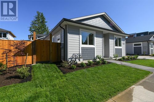 a-2315 Mcdonald Rd, Comox, BC, V9M0C8 | Card Image