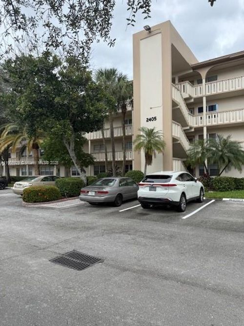 apt-e4-2405 Antigua Cir, Coconut Creek, FL, 33066-1013 | Card Image