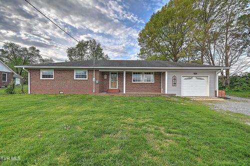 234 W Doe Ave, Elizabethton, TN, 37643-2606 | Card Image