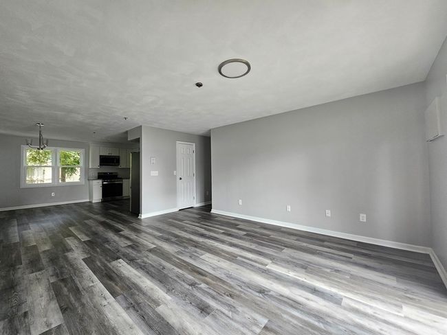 APT-4 - 434 Linden St, Condo with 3 bedrooms, 2 bathrooms and 2 parking in Fall River MA | Image 11