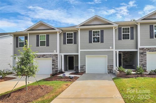 2927 Penninger Cir, Charlotte, NC, 28262-6554 | Card Image