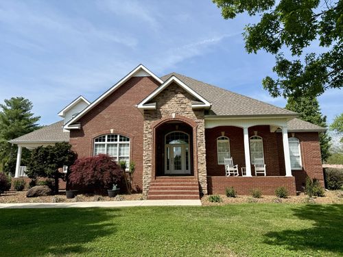 323 Ridgecrest Dr, Winchester, TN, 37398-6431 | Card Image