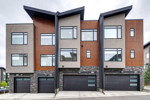 17 Royal Elm Green Nw, Calgary, AB, T3G0G8 | Card Image