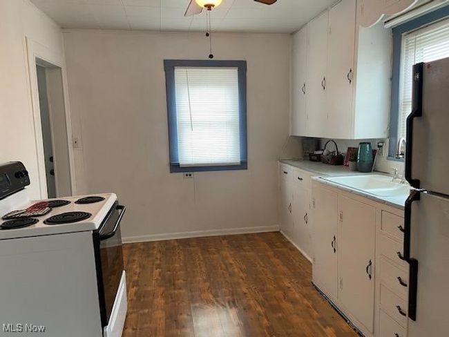 200 Austin Ave Nw, House other with 3 bedrooms, 1 bathrooms and null parking in Massillon OH | Image 6