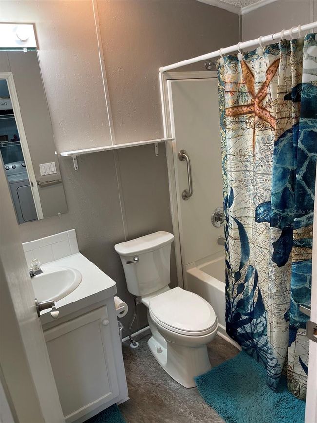 2nd Bath | Image 28