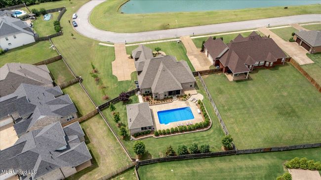 Elevated View | Image 63