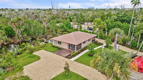 a-1046 Periwinkle Way, SANIBEL, FL, 33957-6911 | Card Image