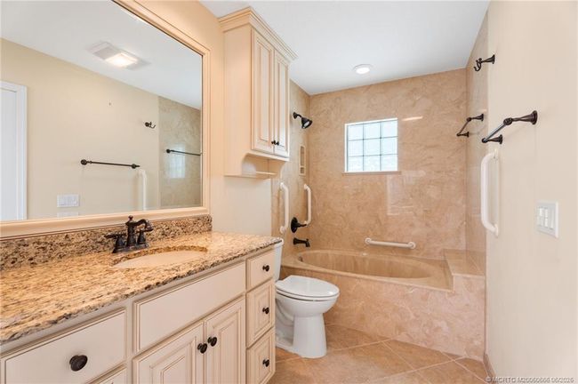 1109 Nettles Blvd, House other with 2 bedrooms, 2 bathrooms and 1 parking in Jensen Beach FL | Image 39