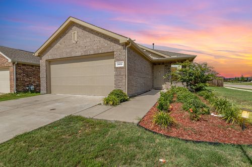 2802 Highgarden Trl, Crandall, TX, 75114-0076 | Card Image