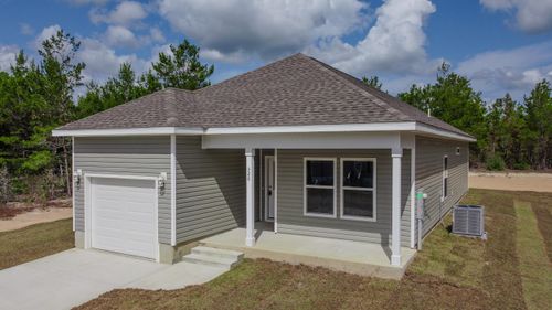 320 Woodlands Blvd, Defuniak Springs, FL, 32433-6847 | Card Image