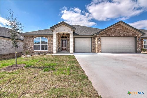 2624 Cowgirl Trl, Belton, TX, 76513-8557 | Card Image