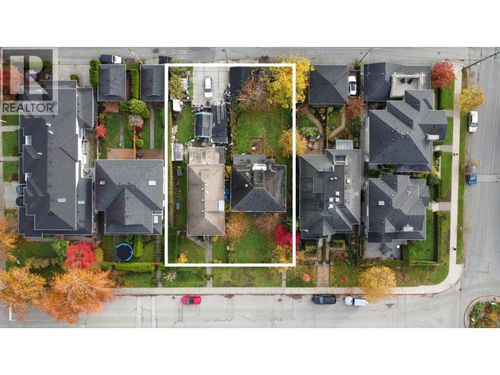 1628&1632 Mahon Ave, North Vancouver, BC, V7M2S8 | Card Image
