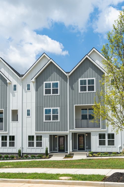 3216 Conviser Dr, Nashville, TN, 37207-3456 | Card Image