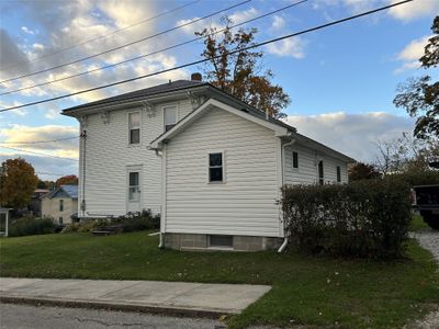 115 S Water Street, House other with 4 bedrooms, 2 bathrooms and null parking in Linesville PA | Image 3